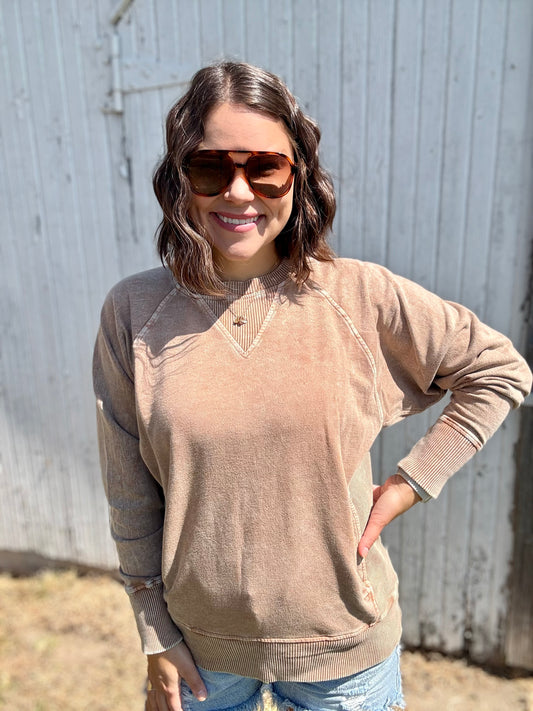 latte lover pullover